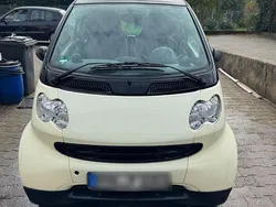 Weiß Gebraucht 2002 Smart ForTwo Coupé Passion Coupé | 700 €