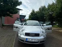 Silber Gebraucht 2004 Audi A4 Kleinwagen | 5.500 €