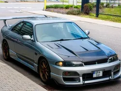Silber Gebraucht 1997 Nissan Skyline Coupé | 43.000 €