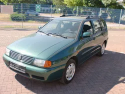 Grün Gebraucht 1997 VW Polo Kombi | 2.400 €