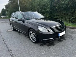 Schwarz Gebraucht 2011 Mercedes E300 Kombi | 9.800 € (Fairer Preis)