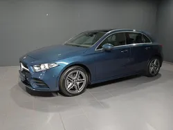 Blau denimblau metallic Gebraucht 2022 Mercedes A250 AMG Limousine | 25.500 € (Guter Preis)
