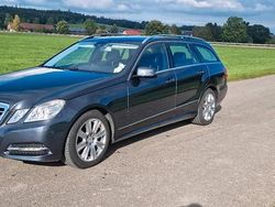 Grau Gebraucht 2012 Mercedes E300 Avantgarde Kombi | 8.299 € (Guter Preis)