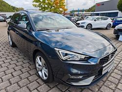 Grau Gebraucht 2024 Seat Leon FR Limousine | 26.900 € (Fairer Preis)