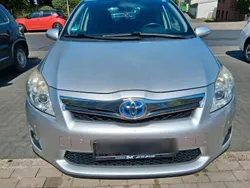 Toyota Auris Hybrid