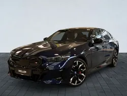 Blau Neu 2025 BMW i5 Sport Line Limousine | 85.990 € (Etwas zu teuer)