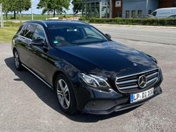 Schwarz Gebraucht 2019 Mercedes E220 Kombi | 21.900 € (Guter Preis)