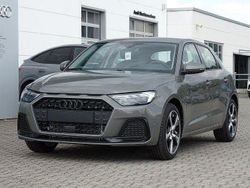 Chronosgrau metallic Neu 2025 Audi A1 Sportback Advanced Kleinwagen | 31.390 € (Etwas zu teuer)
