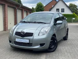 Grau Gebraucht 2007 Toyota Yaris Kleinwagen | 4.990 € (Teuer)
