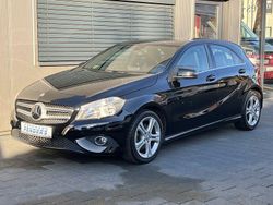 Schwarz Gebraucht 2015 Mercedes A180 Urban Limousine | 16.990 € (Fairer Preis)