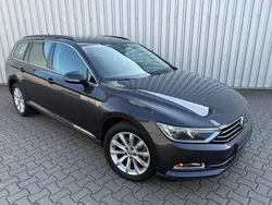 Grau Gebraucht 2019 VW Passat Comfortline Kombi | 14.890 € (Superpreis)