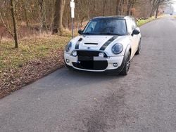 Weiß Gebraucht 2009 Mini Clubman Kombi | 1.700 €