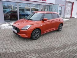 Orange Gebraucht 2025 Suzuki Swift Comfort Limousine | 16.990 € (Fairer Preis)
