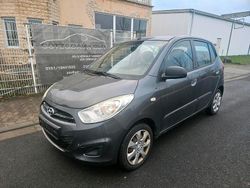 Grau Gebraucht 2013 Hyundai i10 Kleinwagen | 1.699 € (Guter Preis)