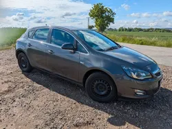 Grau Gebraucht 2011 Opel Astra Edition Limousine | 2.500 € (Guter Preis)