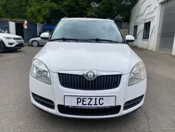 Weiß Gebraucht 2008 Skoda Fabia Ambiente Kombi | 2.400 € (Fairer Preis)
