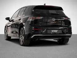 Grenadillschwarz metallic Neu 2025 VW Golf VIII Style Limousine | 45.875 €