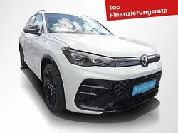 Pure white Gebraucht 2024 VW Tiguan R-line SUV | 47.940 € (Superpreis)