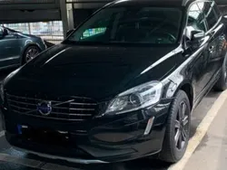 Schwarz Gebraucht 2017 Volvo XC60 Summum SUV | 18.400 € (Superpreis)