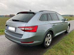 Gebraucht 2020 Skoda Superb Kombi | 12.999 € (Etwas zu teuer)