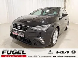 Mitternachtsschwarz Gebraucht 2024 Seat Ibiza FR Limousine | 16.969 € (Guter Preis)
