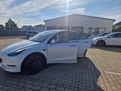 Weiß Gebraucht 2022 Tesla Model Y Performance SUV | 34.000 € (Guter Preis)
