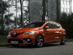 Orange Gebraucht 2020 Renault Clio V R.S. Kleinwagen | 16.400 € (Fairer Preis)