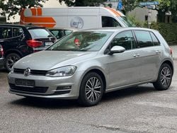 Silber Gebraucht 2016 VW Golf VII Allstar Limousine | 8.580 € (Guter Preis)
