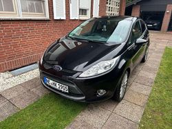 Schwarz Gebraucht 2010 Ford Fiesta Titanium Kleinwagen | 3.999 € (Fairer Preis)