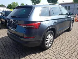 Quarzgrau metallic quarzgrau metallic Gebraucht 2019 Skoda Kodiaq Style SUV | 37.472 € (Teuer)