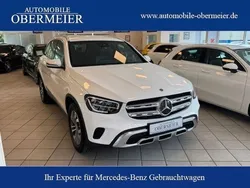 Weiß (polarweiss unilack) Gebraucht 2022 Mercedes GLC220 SUV | 37.950 € (Fairer Preis)