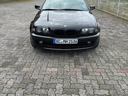 Schwarz Gebraucht 2002 BMW 325 Cabrio | 7.999 € (Fairer Preis)