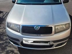 Silber Gebraucht 2005 Skoda Fabia Kleinwagen | 1.200 € (Fairer Preis)