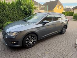 Grau Gebraucht 2016 Seat Leon ST FR Kombi | 8.500 € (Guter Preis)