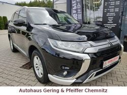 Schwarz Gebraucht 2019 Mitsubishi Outlander Diamant Edition SUV | 18.990 € (Fairer Preis)