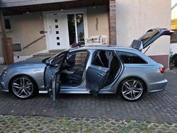 Grau Gebraucht 2016 Audi A6 Kombi | 24.600 €