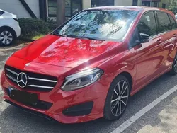 Rot Gebraucht 2015 Mercedes B200 Style Van / Kleinbus | 10.900 € (Superpreis)