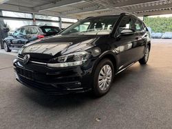 Schwarz Gebraucht 2017 VW Golf VII Trendline Kombi | 13.890 € (Fairer Preis)