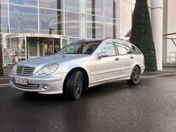 Silber Gebraucht 2008 Mercedes C220 Limousine | 2.300 € (Guter Preis)