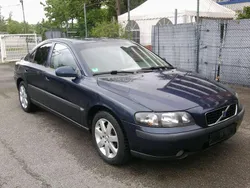 Dark blue pear metallic Gebraucht 2004 Volvo S60 Limousine | 999 € (Guter Preis)