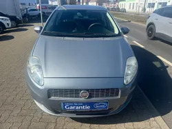 Grau Gebraucht 2009 Fiat Grande Punto Dynamic Kleinwagen | 2.999 € (Fairer Preis)