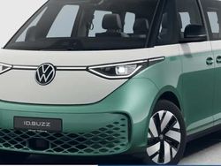 Grün Gebraucht 2023 VW ID. Buzz Pro Van / Kleinbus | 53.990 € (Teuer)