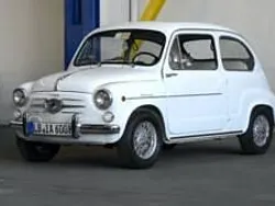 Weiß Gebraucht 1963 Fiat 750 Kleinwagen | 39.950 €