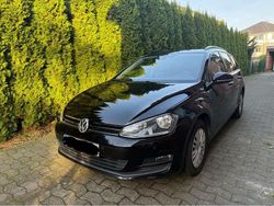 Schwarz Gebraucht 2016 VW Golf VII Comfortline Kombi | 5.899 €