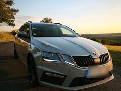 Grau Gebraucht 2018 Skoda Octavia RS Kombi | 17.000 € (Fairer Preis)