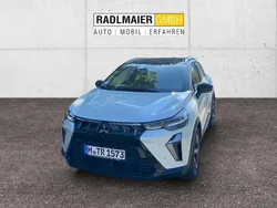 Himalayaweiß/onyxschwarz Gebraucht 2025 Mitsubishi ASX Edition SUV | 34.290 € (Superpreis)