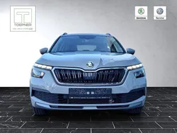 Grau Gebraucht 2021 Skoda Kamiq Ambition SUV | 23.900 € (Fairer Preis)