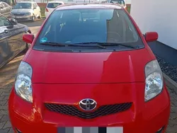 Rot Gebraucht 2010 Toyota Yaris Sol Limousine | 3.500 € (Guter Preis)