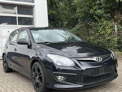 Schwarz Gebraucht 2010 Hyundai i30 Limousine | 3.900 € (Fairer Preis)