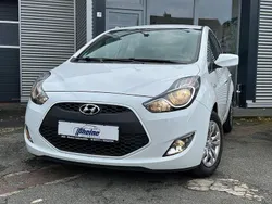 Weiß Gebraucht 2016 Hyundai ix20 Classic Van / Kleinbus | 8.600 € (Fairer Preis)